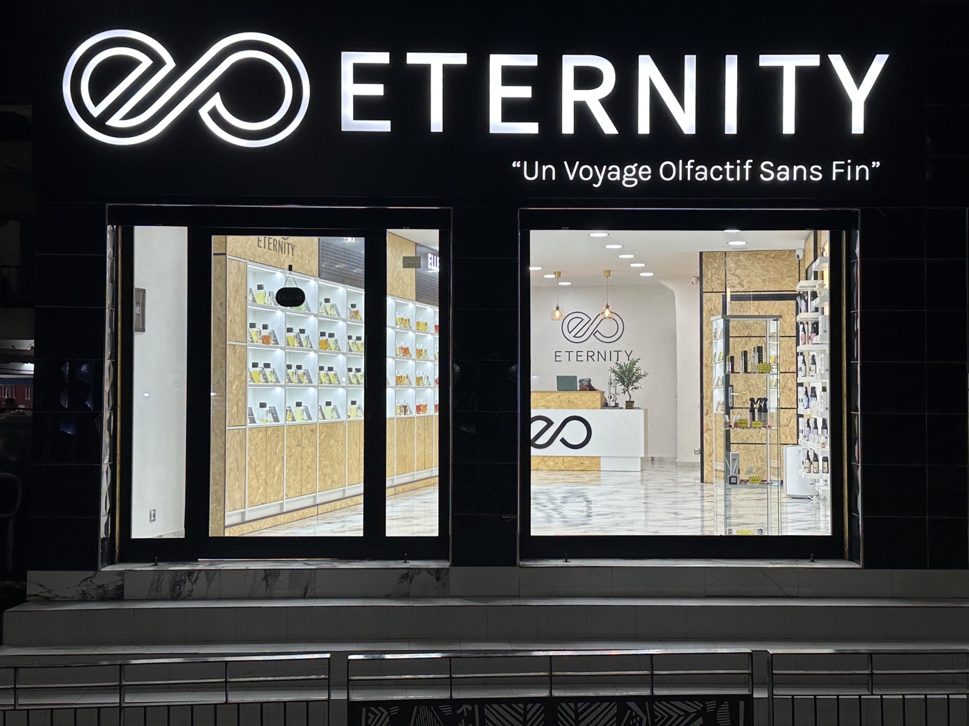 La façade de la boutique Eternity